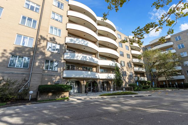6400 N Cicero Avenue 416, Lincolnwood, IL 60712