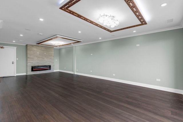 6400 N Cicero Avenue 416, Lincolnwood, IL 60712