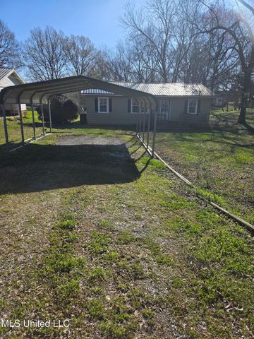 329 Court Street, Ashland, MS 38603