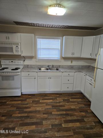 329 Court Street, Ashland, MS 38603