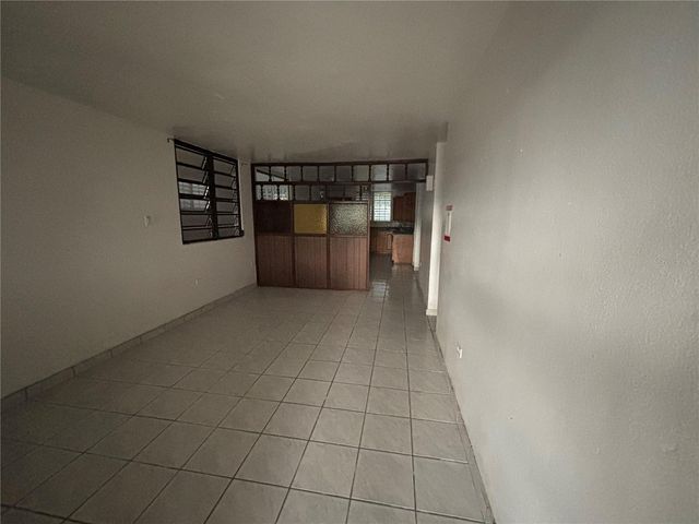 23 CALLE, Bayamon, PR 00959