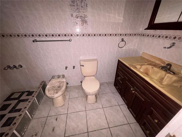 23 CALLE, Bayamon, PR 00959