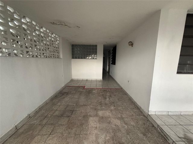 23 CALLE, Bayamon, PR 00959