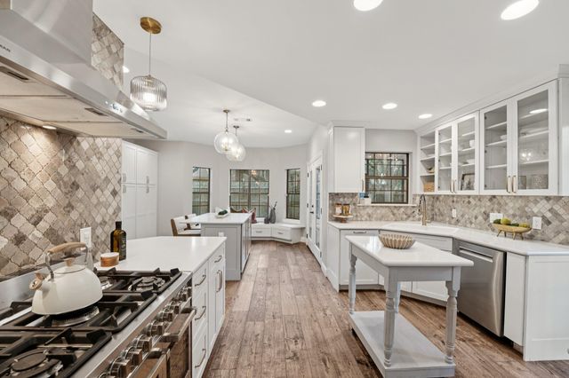7204 Guava CV, Austin, TX 78750
