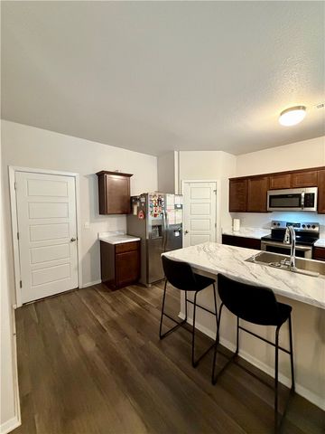 3310 Red Tail, Farmington, AR 72730