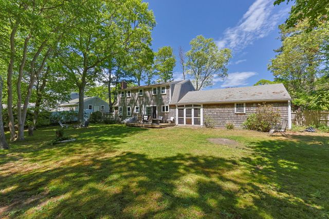 49 Powderhorn Way, Centerville, MA 02632