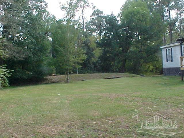 4727 Radio Rd, Milton, FL 32583