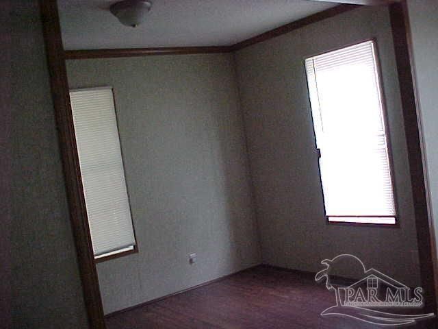 4727 Radio Rd, Milton, FL 32583