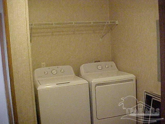 4727 Radio Rd, Milton, FL 32583