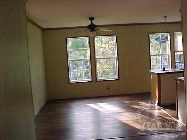 4727 Radio Rd, Milton, FL 32583