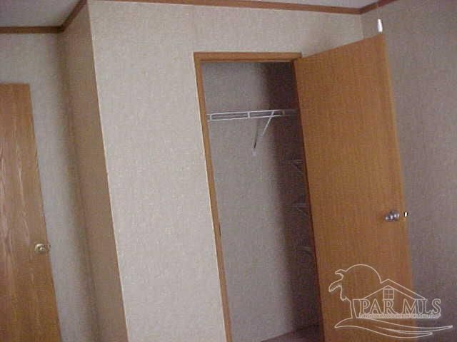 4727 Radio Rd, Milton, FL 32583