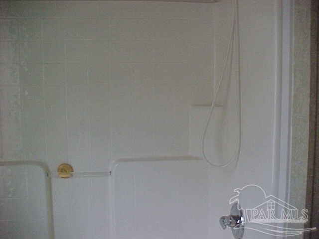 4727 Radio Rd, Milton, FL 32583