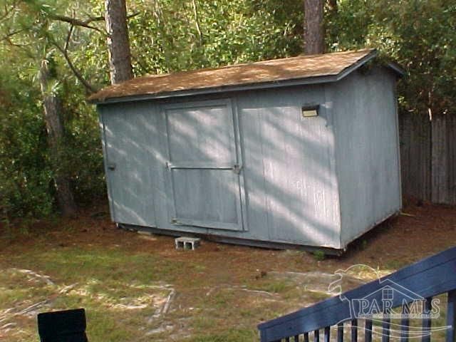 4727 Radio Rd, Milton, FL 32583