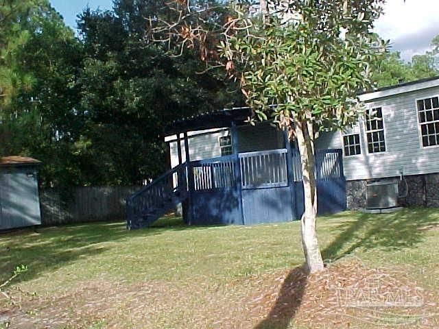 4727 Radio Rd, Milton, FL 32583