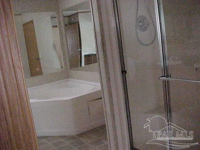 4727 Radio Rd, Milton, FL 32583