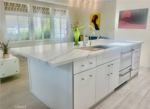 252 Mayflower, Newport Beach, CA 92660