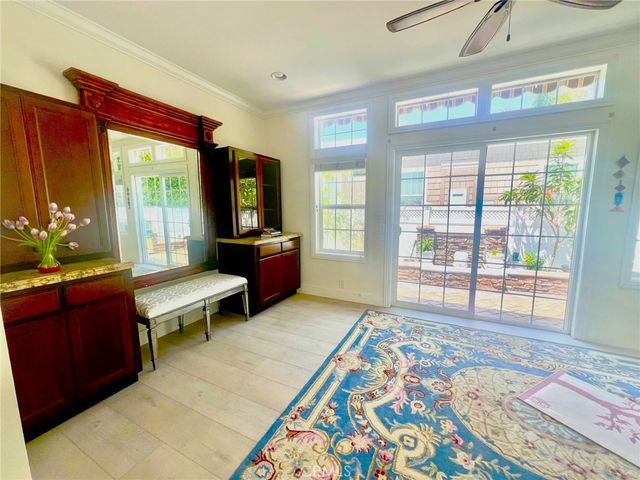 252 Mayflower, Newport Beach, CA 92660
