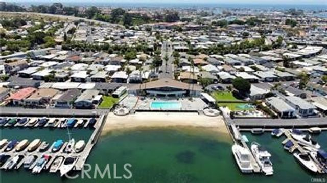 252 Mayflower, Newport Beach, CA 92660