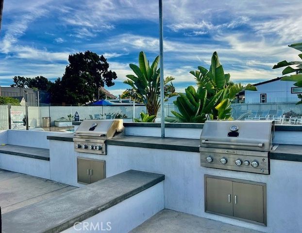 252 Mayflower, Newport Beach, CA 92660