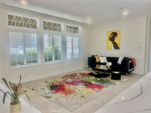 252 Mayflower, Newport Beach, CA 92660