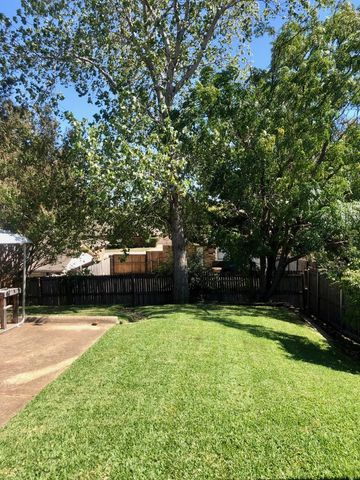 1104 Bellmont Court, Bedford, TX 76022