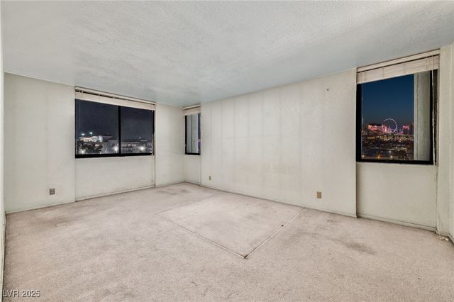 3930 University Center Drive 412, Las Vegas, NV 89119