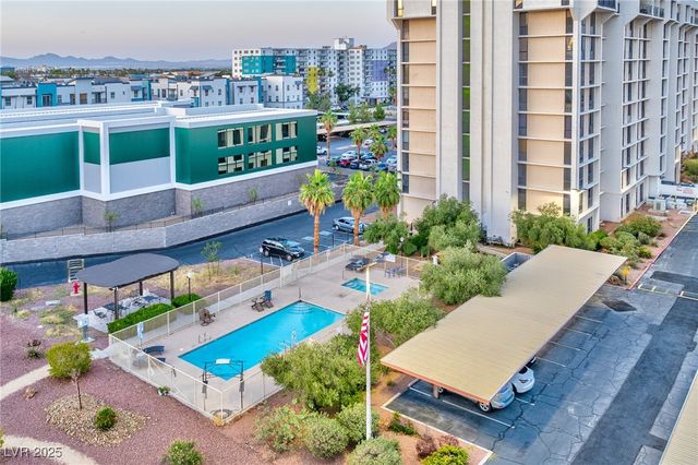 3930 University Center Drive 412, Las Vegas, NV 89119