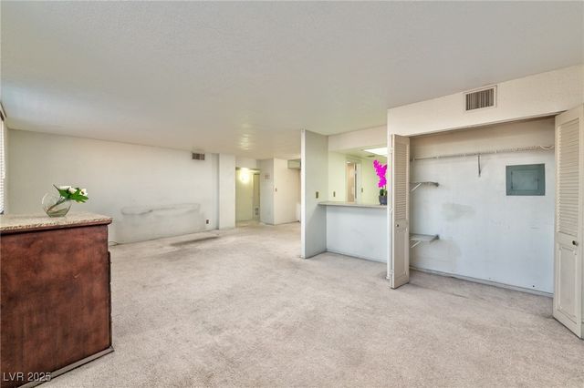 3930 University Center Drive 412, Las Vegas, NV 89119