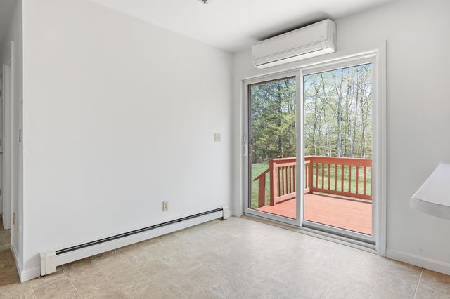 5 Van Buren Circle, Goffstown, NH 03045