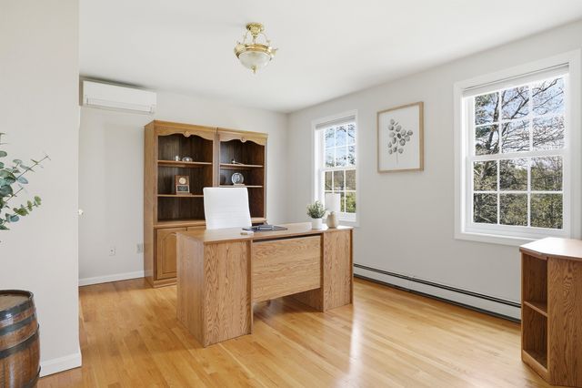 5 Van Buren Circle, Goffstown, NH 03045