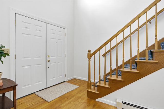 5 Van Buren Circle, Goffstown, NH 03045