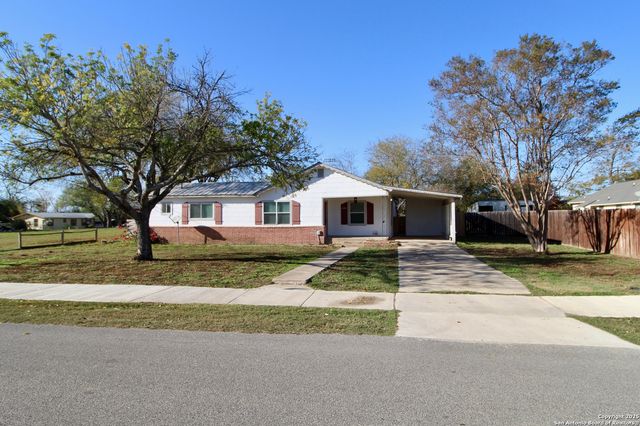 15331 Cottage, Lytle, TX 78052