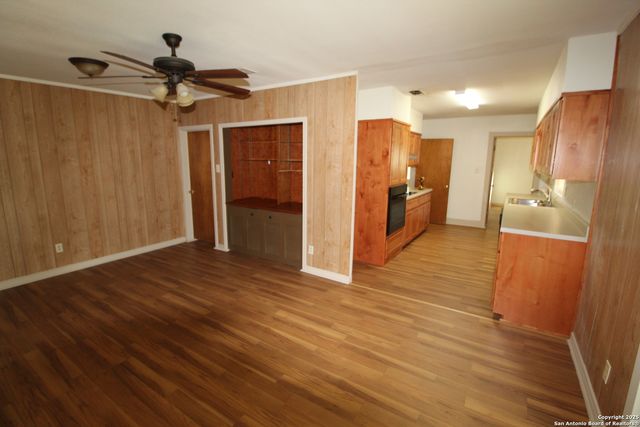 15331 Cottage, Lytle, TX 78052