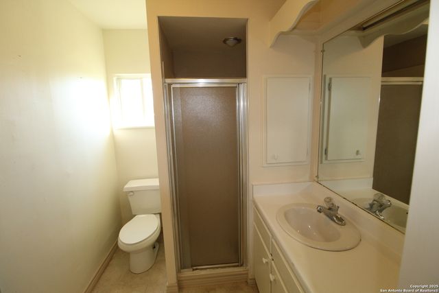 15331 Cottage, Lytle, TX 78052