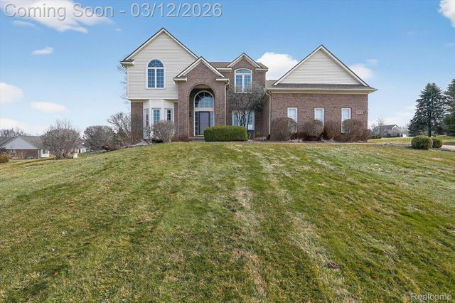 9172 Rotondo Drive, Hartland Township, MI 48855