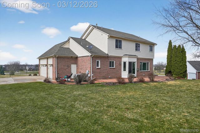 9172 Rotondo Drive, Hartland Township, MI 48855