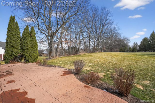 9172 Rotondo Drive, Hartland Township, MI 48855