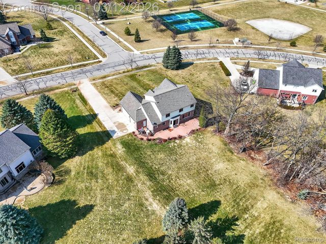 9172 Rotondo Drive, Hartland Township, MI 48855