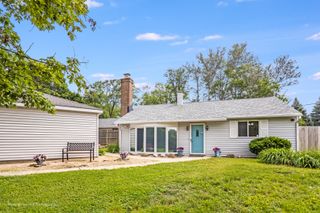 1N559 Newton Avenue, Glen Ellyn, IL 60137