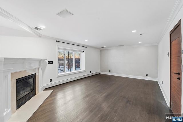 99 Ogle Road, Old Tappan, NJ 07675