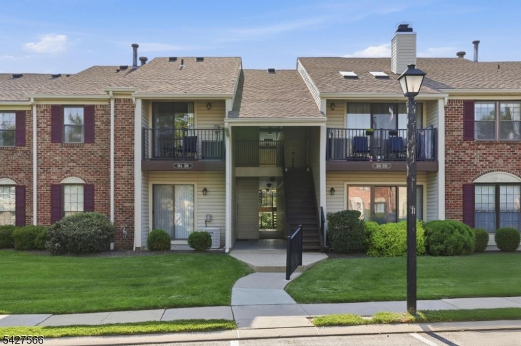 195 English Pl, Bernards Twp., NJ 07920