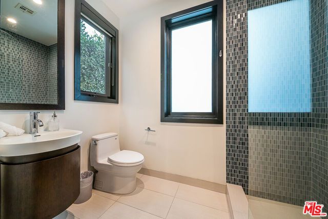 419 N Edinburgh Avenue, Los Angeles, CA 90048