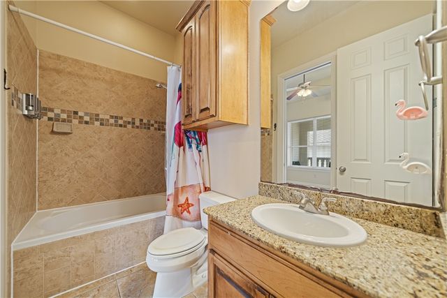 14910 Leeward Dr 403, Corpus Christi, TX 78418