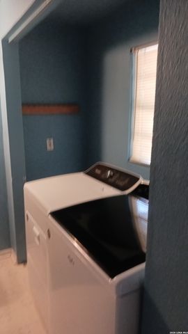 119 Langford, San Antonio, TX 78221