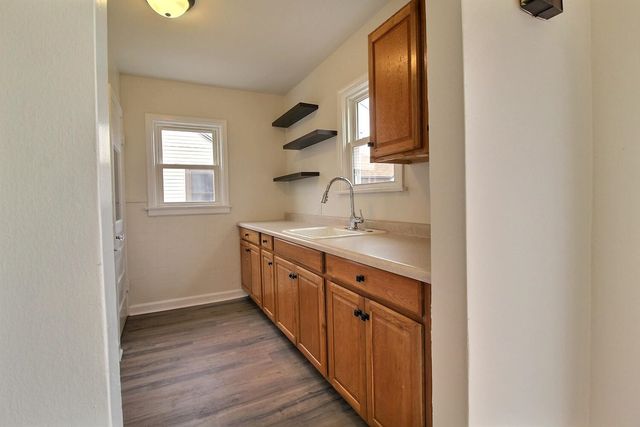 632 S Volutsia Ave, Wichita, KS 67211