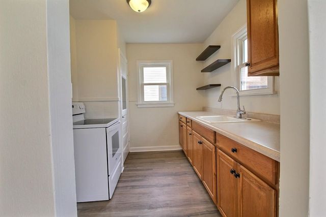 632 S Volutsia Ave, Wichita, KS 67211