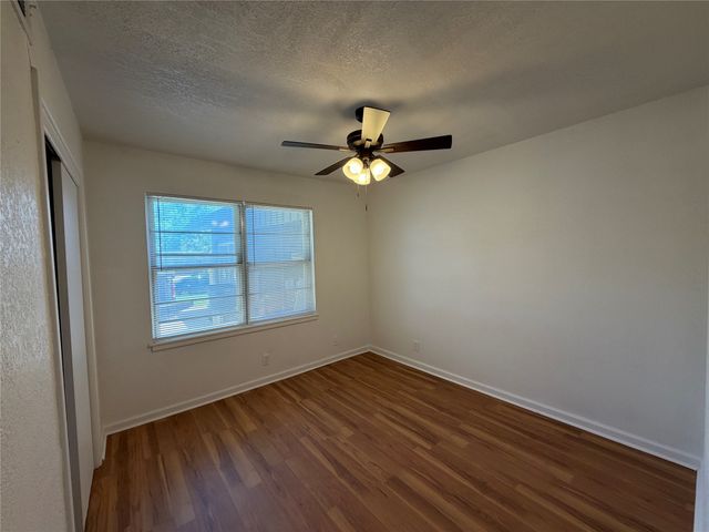 2800 W Fuller Avenue, Fort Worth, TX 76133