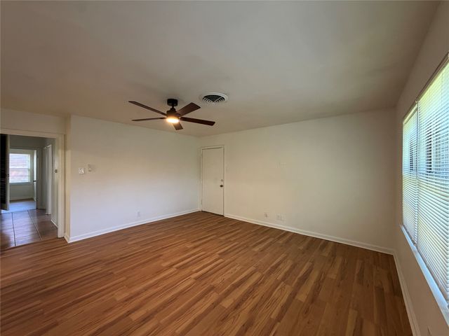 2800 W Fuller Avenue, Fort Worth, TX 76133