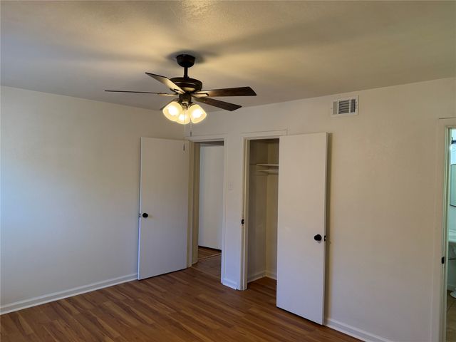 2800 W Fuller Avenue, Fort Worth, TX 76133