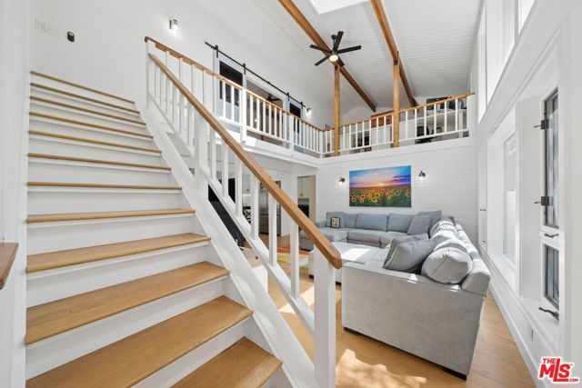 7727 W 82nd Street, Playa Del Rey (los Angeles), CA 90293